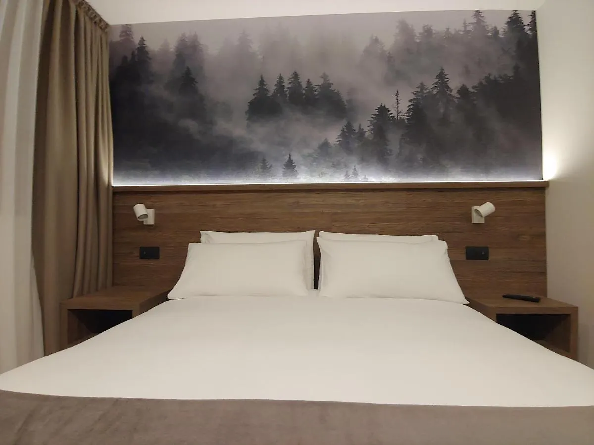 Chalet Bello Livigno 0*,  Italy